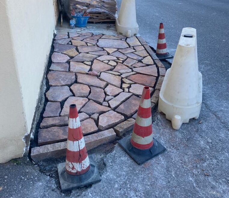 Ad Alassio sono in corso lavori di abbattimento delle barriere architettoniche sulla via Aurelia