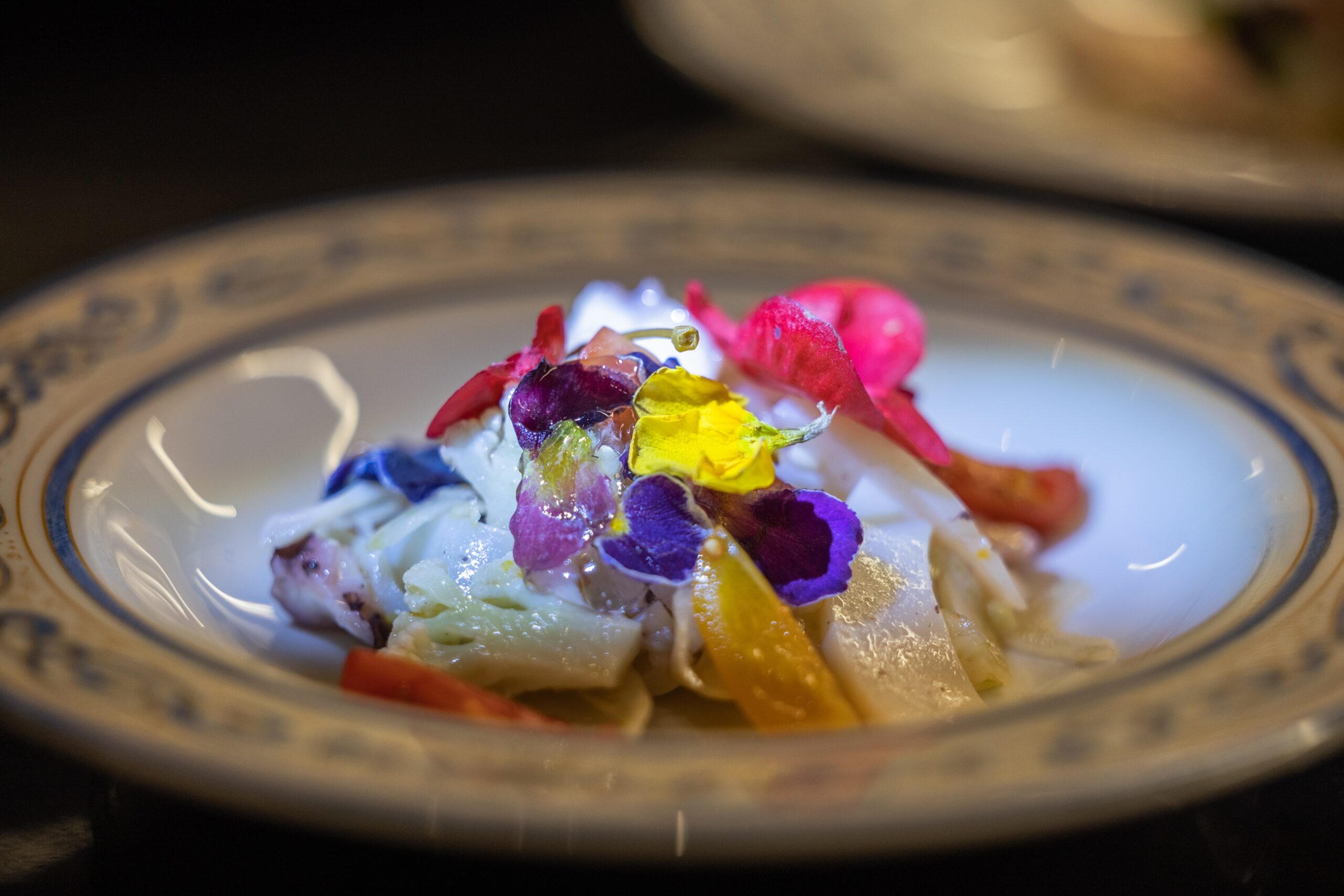 Festival Nazionale Cucina con i Fiori: a tavola con tutti i sensi accesi sabato 13 aprile e domenica 14 aprile con i percorsi sensoriali sui fiori